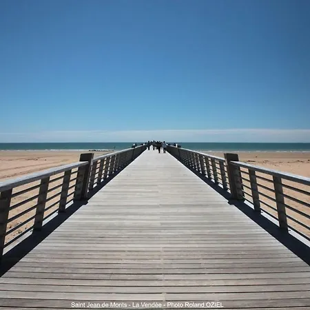 D'hote Gerard Ruiz Panzió 3*
